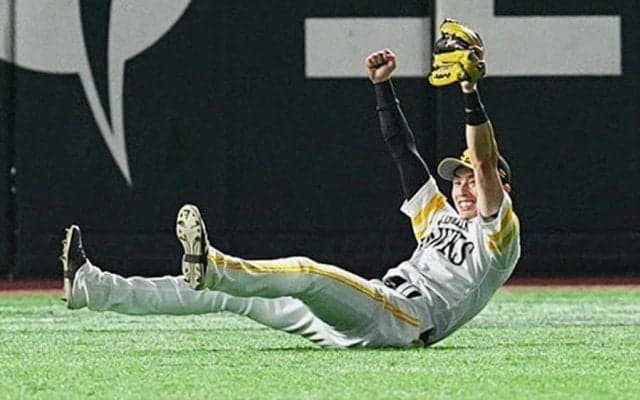 絶体絶命から“救出”に「泣いたよ」　今季No.1級の衝撃プレーにX震撼「神の領域」