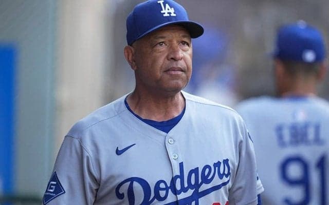 ロバーツ監督の“苛立ち”　残塁10の拙攻…2回無死満塁で無得点「スイングをコンパクトに」