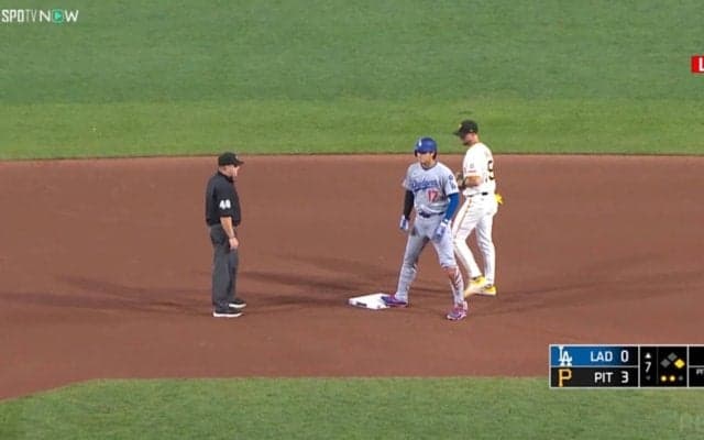 体調不良でも…大谷翔平、まさかの“二塁タッチアップ” スキを見逃さない激走に相手外野手も驚き「ナイス判断」