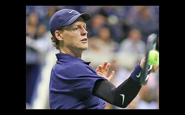  シナー 同胞対決制し全米OP4強 