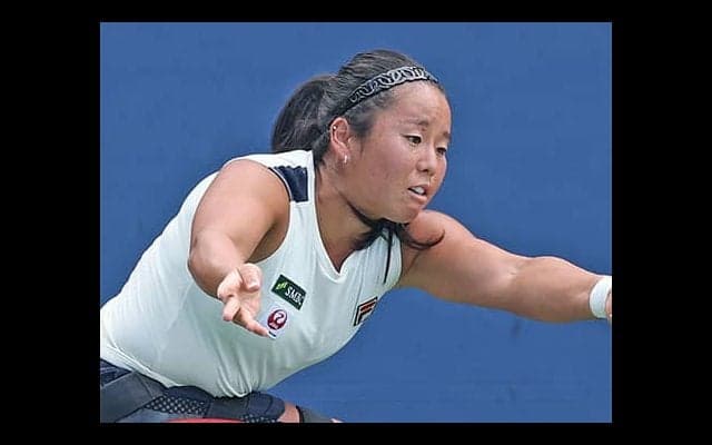  上地結衣 逆転勝ちで全米OP4強 