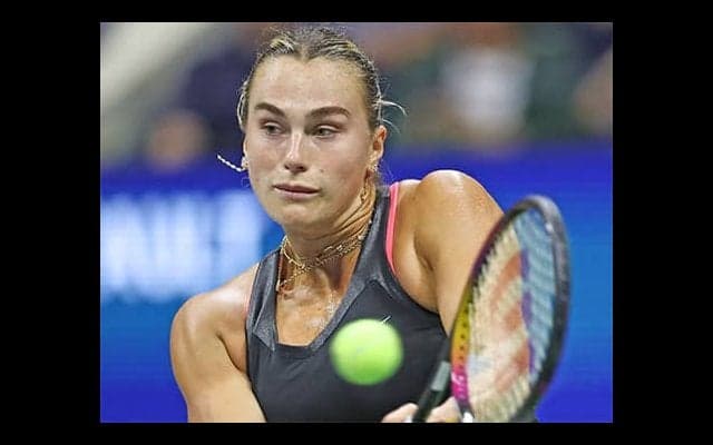  世界1位 逆転勝ちで全米OP連覇王手 