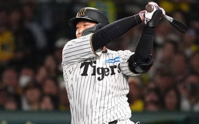 甲子園が沸いた“5秒”の余韻…阪神主砲の満塁弾に驚愕「綺麗という言葉しか」「エグすぎ」