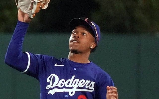 111試合で100盗塁の脅威…ド軍マイナーに眠る“金の卵”　こじ開けた歴史の扉