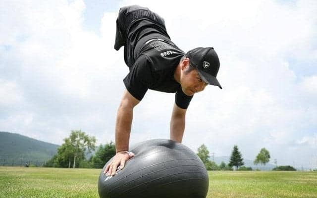 夏に鍛える身体の極限　ミラノ・コルティナ・パラリンピックまで半年
