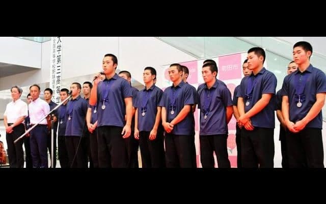 甲子園準Vの日大三、東京・町田市役所で報告会　市民の声援に感謝