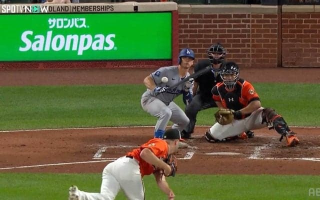 ショーヘイにつなげ！山本由伸と初コンビの捕手が見せた“献身プレー”が話題「ナイス選択！」「めちゃくちゃ上手い」