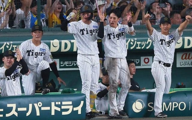 阪神、2年ぶり7度目のセ制覇　貯金独占でぶっちぎりV…完封リレーに甲子園熱狂