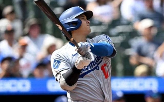 「ショウヘイは本当にヤバい」“悪夢”払拭の47号・48号…大谷翔平が菅野智之から豪快2発　ドジャース連敗を「5」でストップ