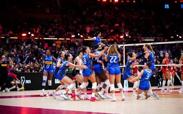女子世界選手権はイタリアがトルコを下し優勝　日本は前回大会を上回る4位　石川主将がベストアウトサイドヒッターを受賞