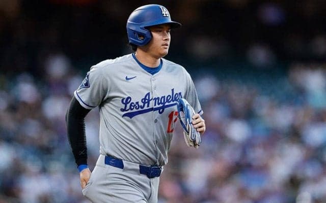 波紋を呼んだ大谷翔平の“走塁”　「珍しく緩慢」「的確な判断」瞬時の判断に賛否両論