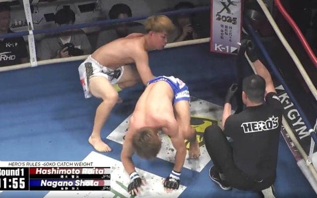 MMAでタオル投入の劇的決着「あのまま極まると靭帯切れたり、腕が折れたり…」唐突なエンディングに反響 「セコンドナイス」「ナイスタオル」の声も