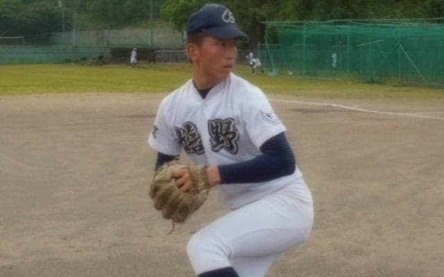 佐賀の公立校にいる大型右腕のストレートは元プロより「断然上ではないかと」　最速148キロ右腕がプロ志望届提出！