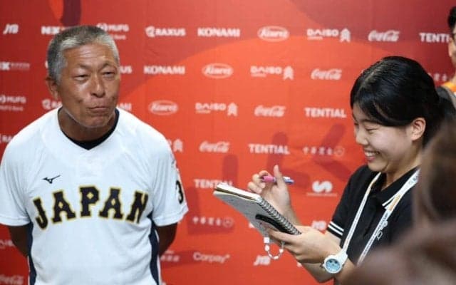 注目されるU-18逸材軍団の影で…必死に奮闘する日本人の女子大学生　日韓を繋ぐ“重責”