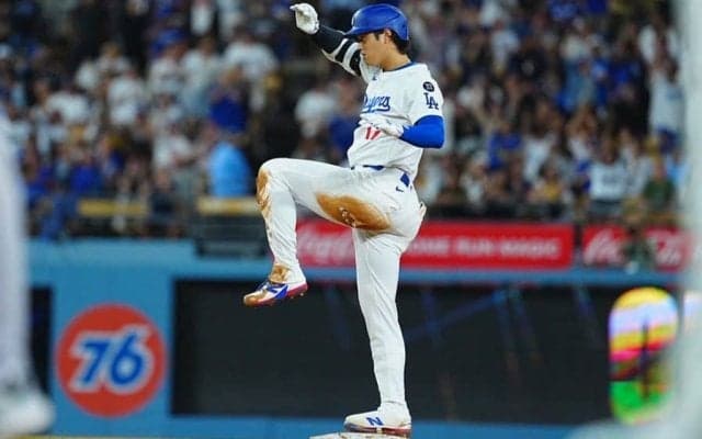 ド軍ベンチで発見「デコルテやってる」　大谷の“爆速打”→見せた反応が「泣けてくる」