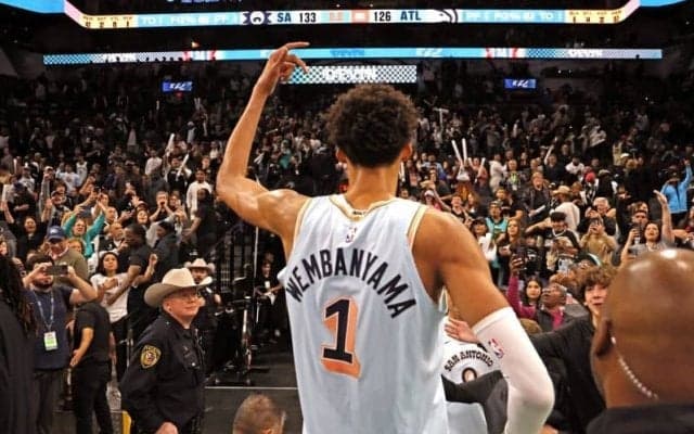 ウェンビーが考案…スパーズが熱狂的ファングループのオーディションを開催