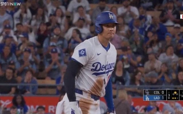 大谷翔平、“約1カ月ぶり”披露のプレーに本拠地が沸いた！ 華麗な身のこなしで好送球かいくぐる「相変わらず上手いな」