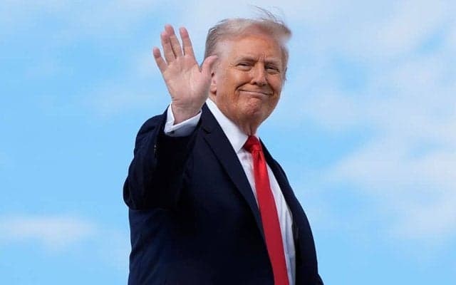 トランプ大統領、ヤンキース戦の記念式典に登場　「9.11」から24年…本拠地騒然