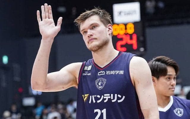 横浜BCのマイク・コッツァーが手術…“母国”エストニア遠征も不帯同に