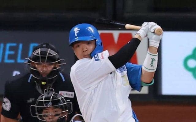日本ハム痛い黒星の中で光！3試合連続4番の27歳が連日の3安打猛打賞「これからも頼みます」　首位ソフトバンクとは2.5差