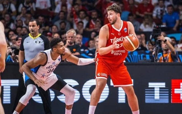 ヤニスを12得点に封じたトルコが24年ぶりの決勝へ…シェングンがダブルダブルの活躍