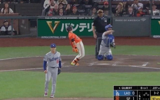 打者がイライラ爆発！ 山本由伸、鬼制球で“異変”「八つ当たりw」見逃し三振でバットぶん投げ→様子がおかしくなる「完全に入ってる」