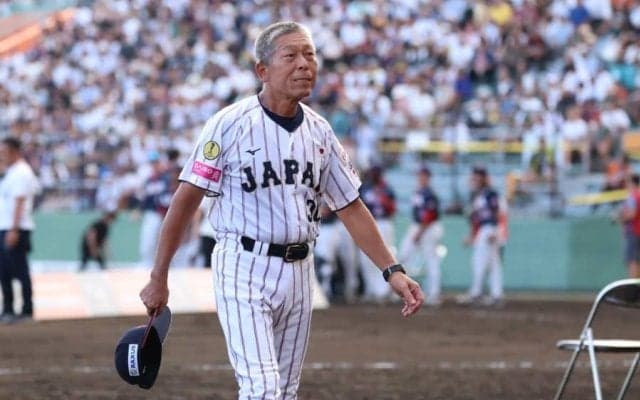 侍・小倉監督「世界一にさせてあげられなかった」　優勝目前も…敗退に落胆「みんなでやってくれた」