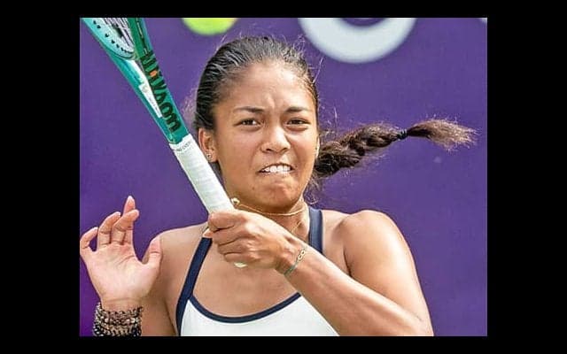  烈火のごとき19歳 快進撃でツアー初V 