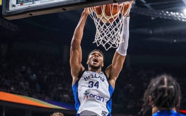 ギリシャが16年ぶりのメダル獲得、フィンランドを下して3位に…ヤニス・アデトクンボが30得点17リバウンド
