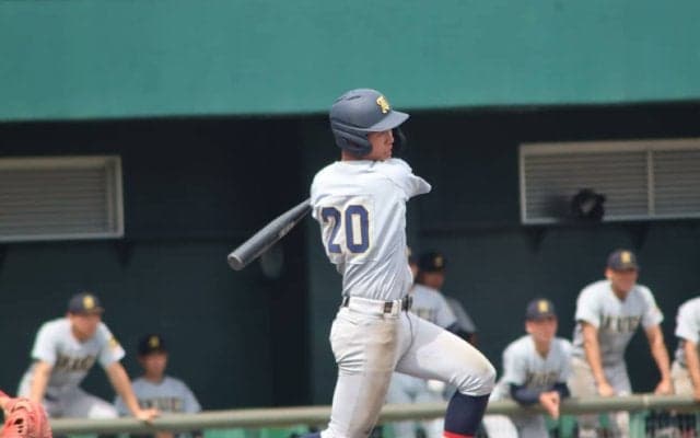 仙台育英、注目のスーパー1年生が3打点！1年生6人がスタメン出場！