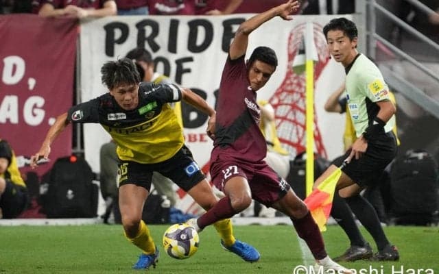 神戸エースに一歩も譲らない柏DF、代表帰りFWが終了間際に鋭いシュート、勝ち点6ポイントの死闘