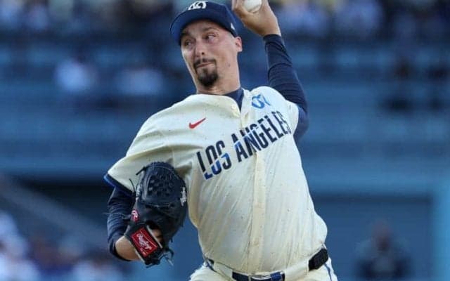 ドジャース、WS連覇への“原動力”は先発陣　282億円左腕にかかる期待「サイ・ヤング賞のときのような投球を」