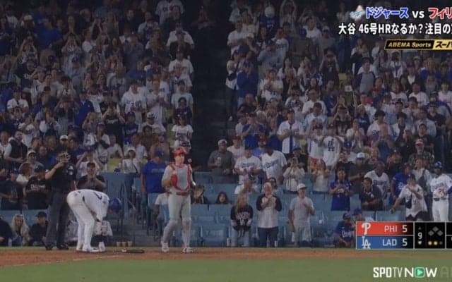大谷翔平の打席で“異様な光景”…「さあ舞台は整いました」“走者なし”でも総立ち→スタジアムがただならぬ雰囲気に