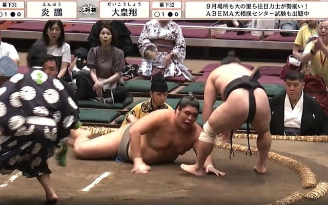 炎鵬、“超レア”決まり手の直後…元鶴竜・音羽山親方との“やり取り”にファン釘付け、憶測も「激励かな」「指導かな」