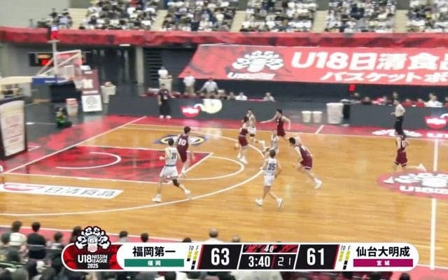 瞬き厳禁！河村勇輝を彷彿させる“曲芸パス”にアリーナ大歓声　福岡第一の双子PGが見せた神プレーに「どうやって通したの？」