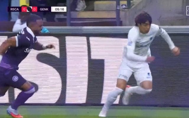 「惚れ惚れする」伊東純也が左サイドを爆走！「流石チャンスメイカー」華麗なボールタッチで相手を抜き去った瞬間