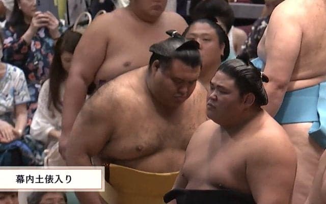 「コミカルすぎるw」人気力士の“独特すぎる”化粧まわしが話題 イラストの作者は“知る人ぞ知る”芸人だった