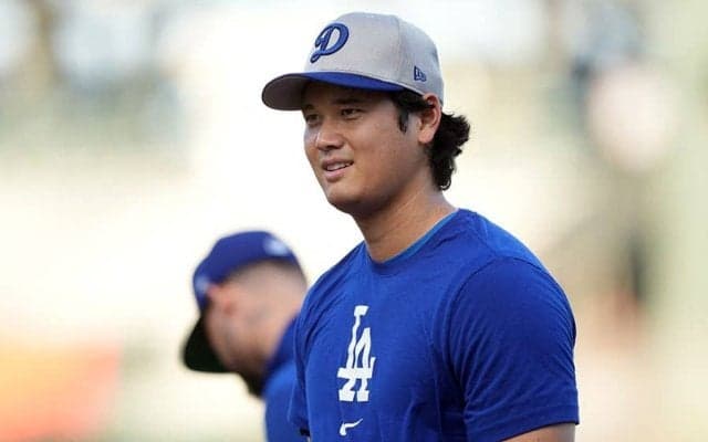 マウンドに2人だけ…大谷翔平とカーショーの“特別な瞬間”　捉えられた貴重な光景「素敵」