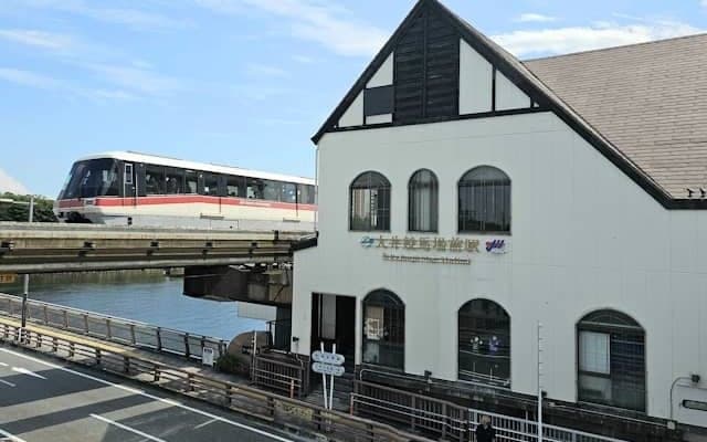 9月17日は「モノレール開業記念日」 競馬ファンなじみの駅は今年で“還暦”に