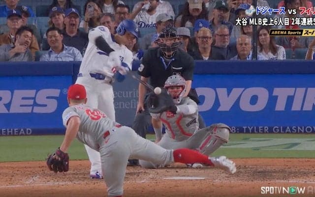 衝撃の“悪球撃ち” 大谷翔平、特大50号弾に解説者驚く 異次元アーチに「ボール球だもん」「サイン通りにいってる」放送席騒然
