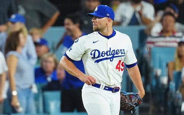 背信のトライネン「頭が混乱している」　痛恨3ランに目も虚ろ…ロッカーで沈痛