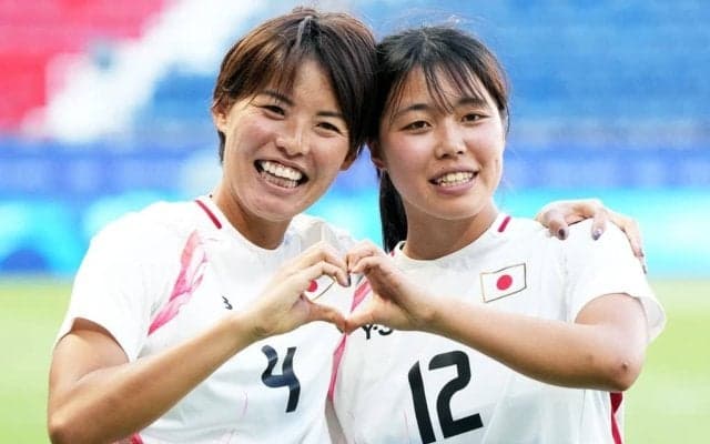 なでしこMF谷川萌々子や日本代表DFも所属するバイエルン、“ビール祭り用”ユニフォーム発表！｢えっぐい可愛い｣｢今季ベストのユニフォーム｣