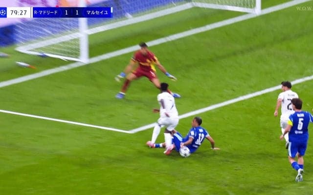 「恥ずべき判定」R・マドリードが“微妙すぎるPK”で勝利→マルセイユ監督は憤慨「逆の立場でも同じ意見」頭突きレッドカードの影響は否定