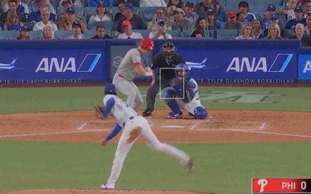 何が起きた？ 大谷翔平、ストレートが“異常事態”「いきなり？」「出力上げすぎ」160キロ超え“剛速球”連発→球場全体が異様な雰囲気になる