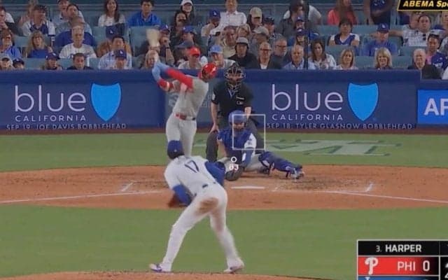 もうワケわからん！ 大谷翔平が操る“七色の変化球”　エグい落差で急降下する“魔球”→強打者があっさり“マン振り三振”「かなり状態がいい」