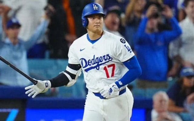 大谷翔平、豪快51号でド軍連敗ストップ　シュワーバーの前で一発…地区優勝マジック8