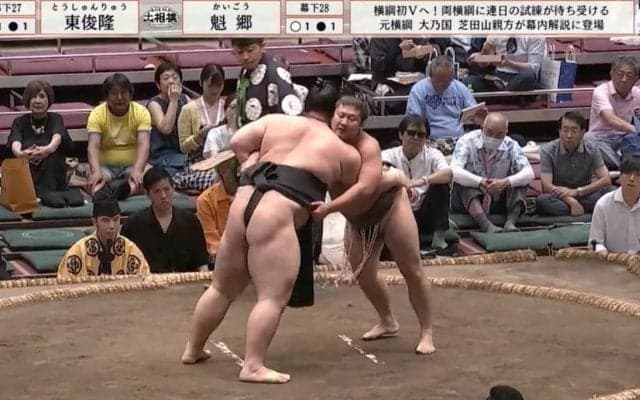 まわしが髷が乱れに乱れて……ゆるふん状態“熱戦”の結末にネット注目「ドキドキした……」「不浄負けか？」