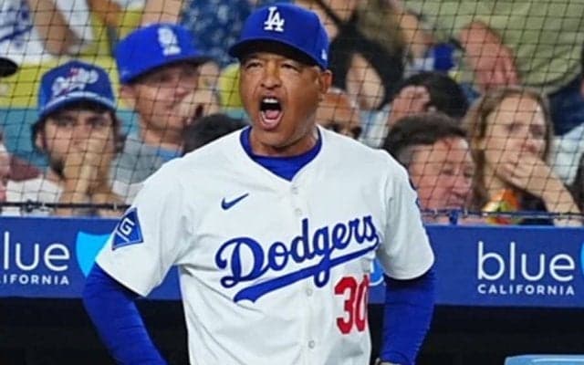 ド軍救援陣がまた乱調　四球連発も辛うじて同点阻止…判定巡り両軍監督がベンチで激昂