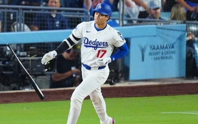 大谷翔平の52号にLA記者感慨　カーショー降板直後…「史上最高が史上最高を助けた」