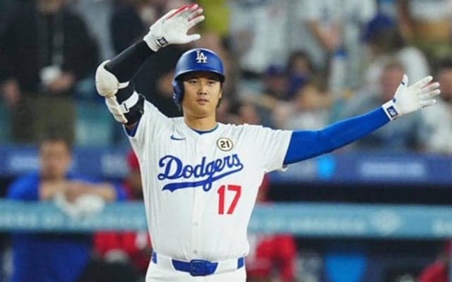 ドジャース、13年連続PO進出決定　Dバックス敗戦で…試合中に届いた“朗報”